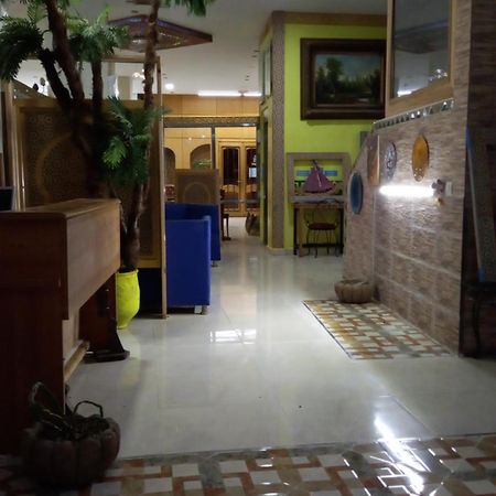 Ryad Tetouan Aeroport Exteriör bild